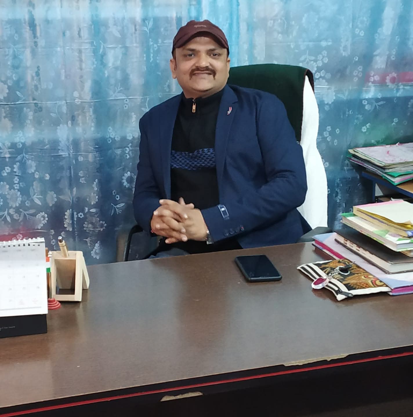 Director Sir Photo